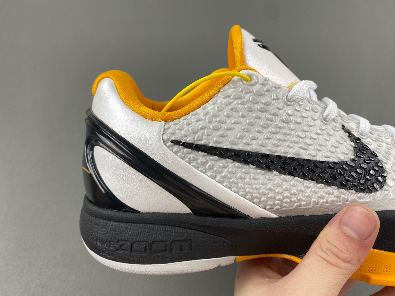 nike kobe 6 protro playoff pack white del sol cw2190-100