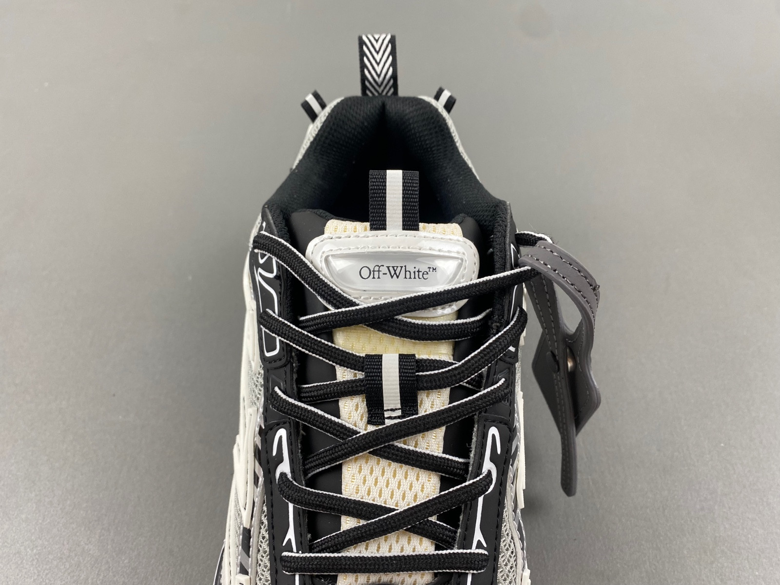 owt ow be right back sneakers