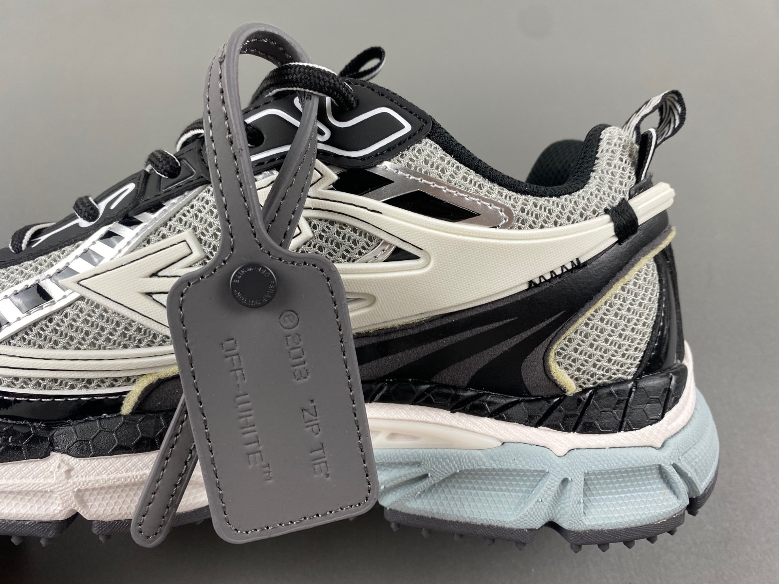 owt ow be right back sneakers