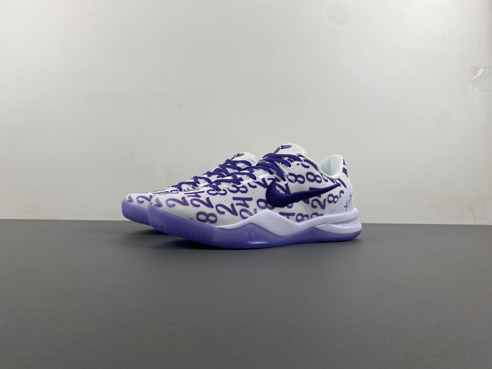 nike kobe 8 protro "white/court purple" fq3549-100