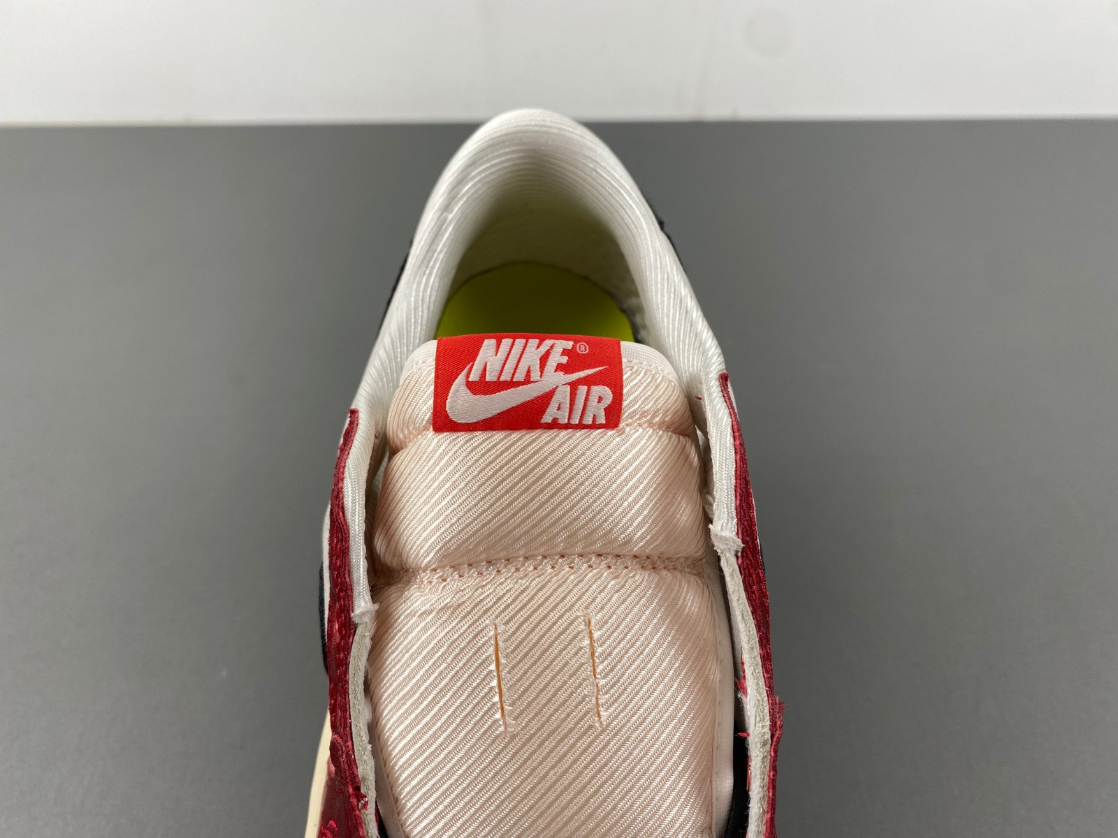 trophy room air jordan 1 low og fn0432-100