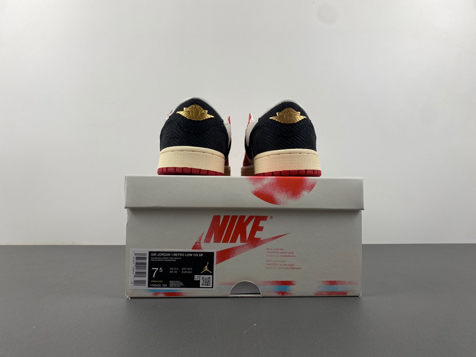 trophy room air jordan 1 low og fn0432-100