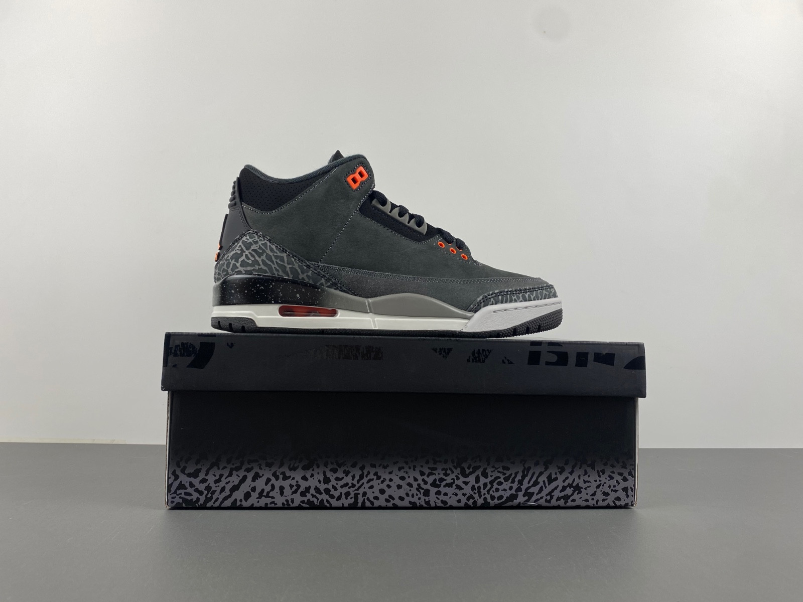air jordan 3 “fear” ct8532-080