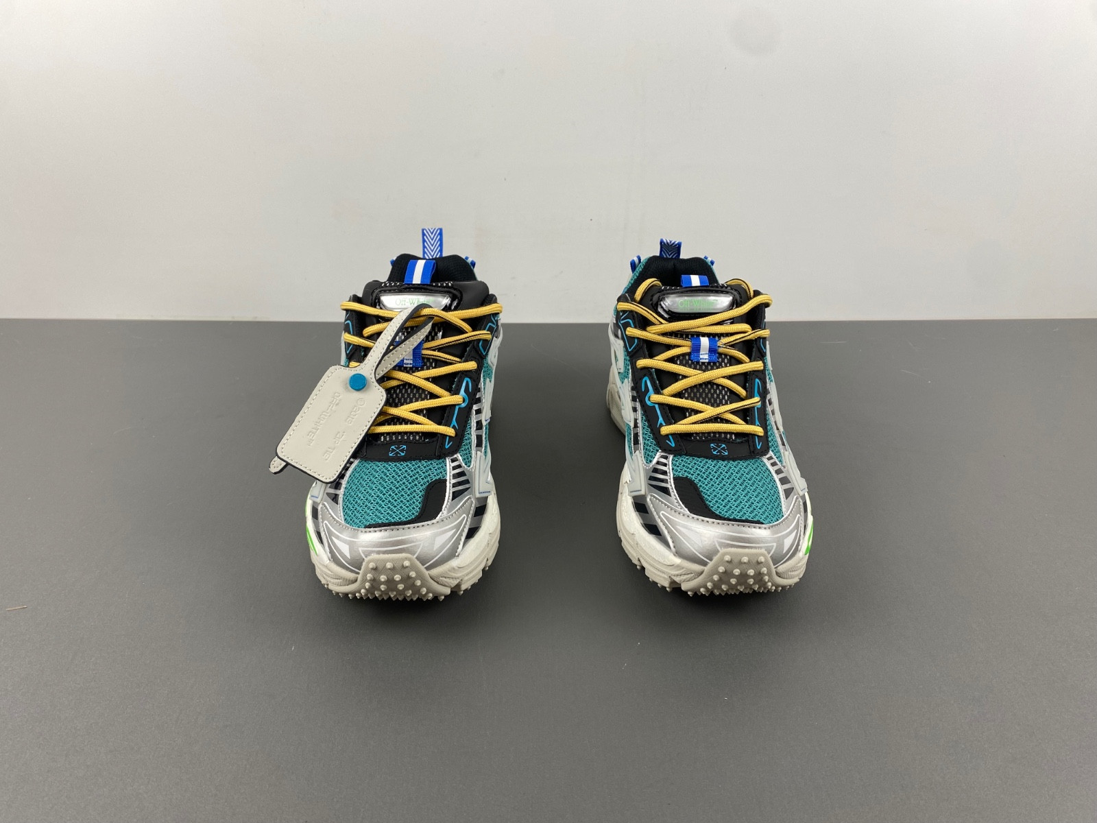 owt ow be right back sneakers