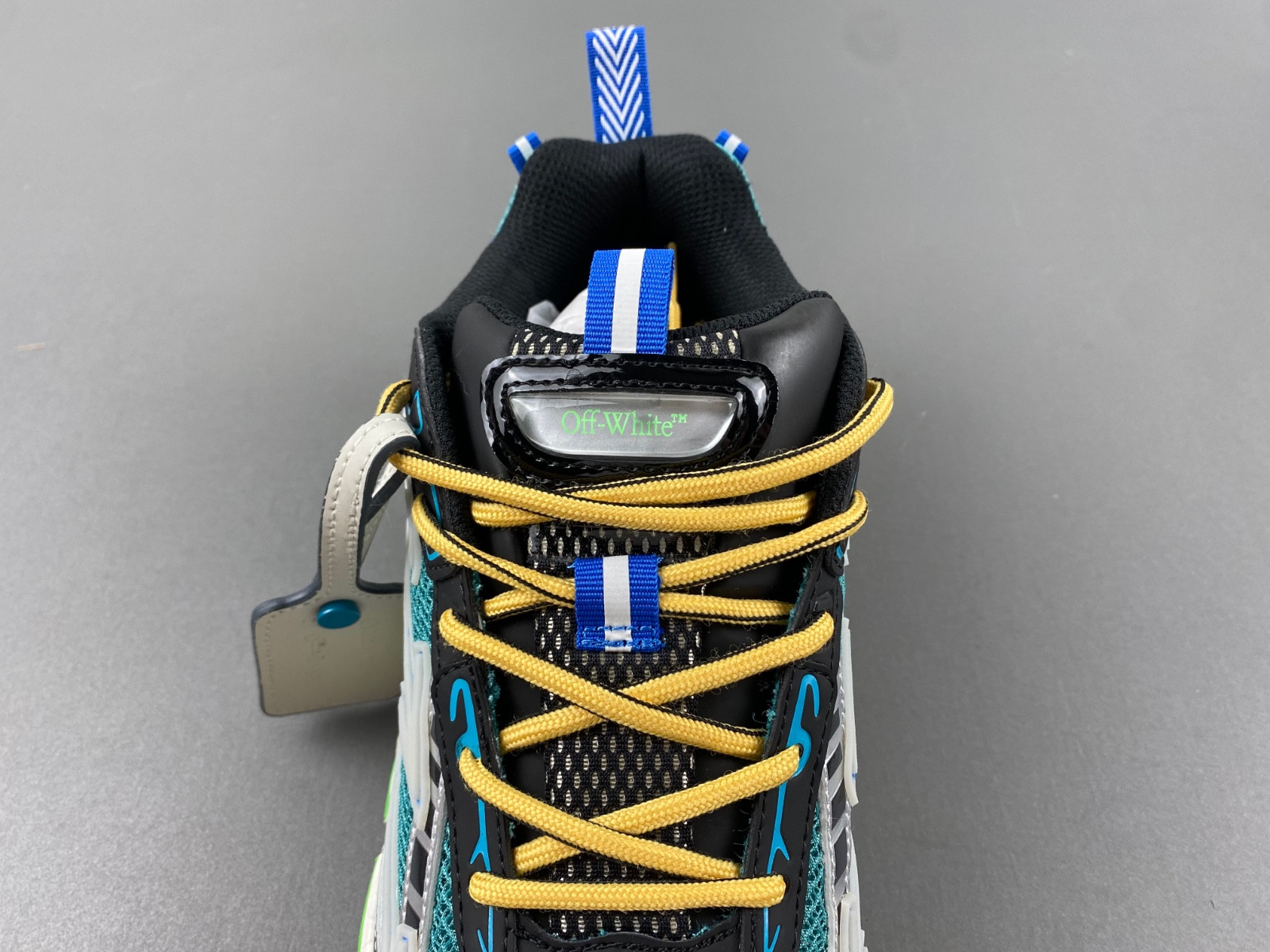 owt ow be right back sneakers