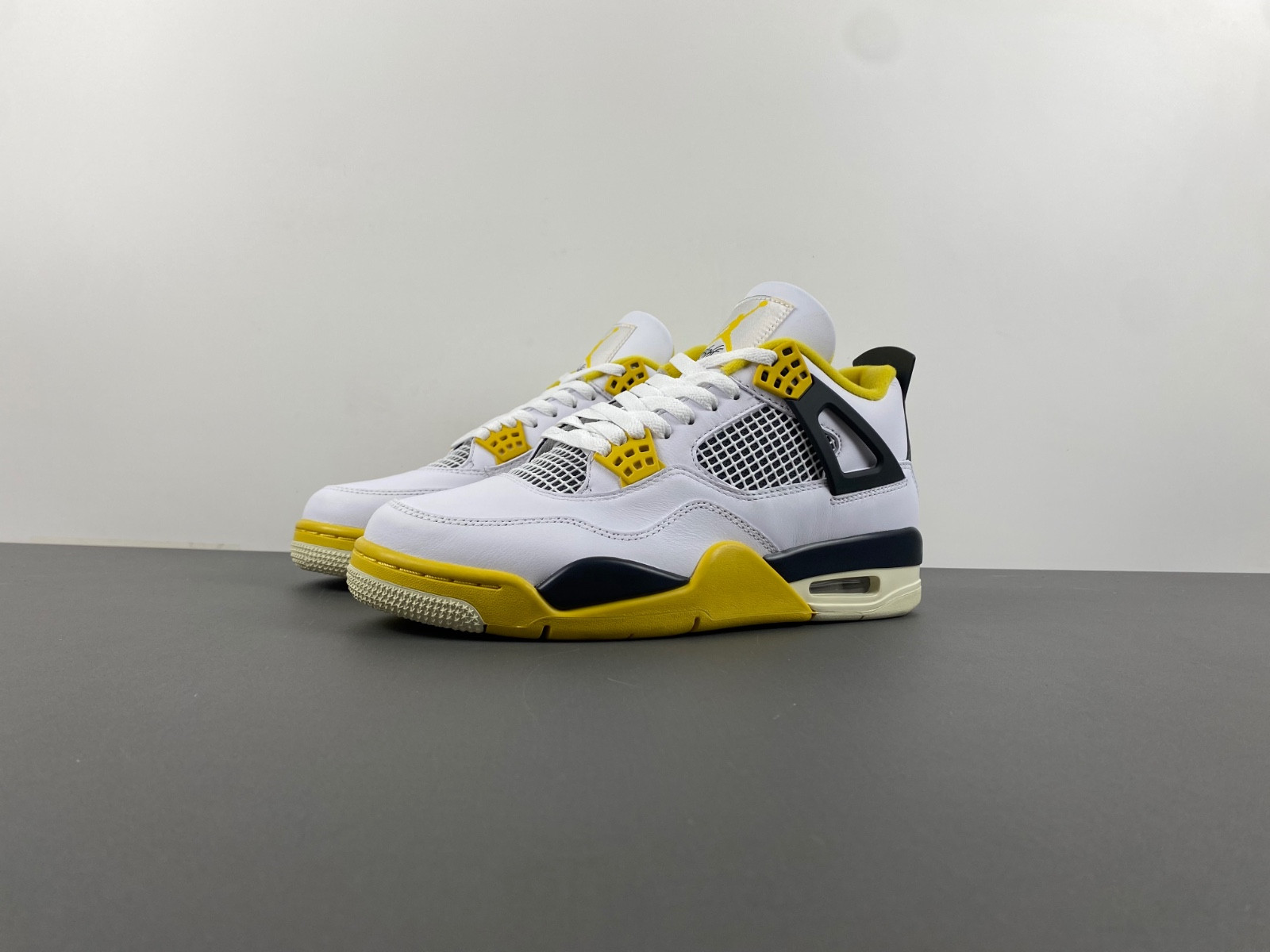 air jordan 4 womens "vivid sulfur" aq9129-101