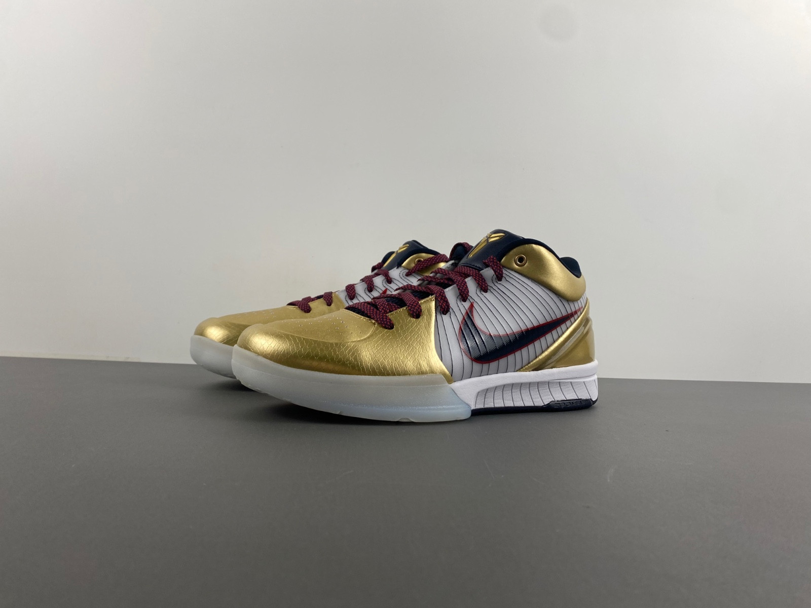 nike kobe 4 protro gold medal fq3544-100