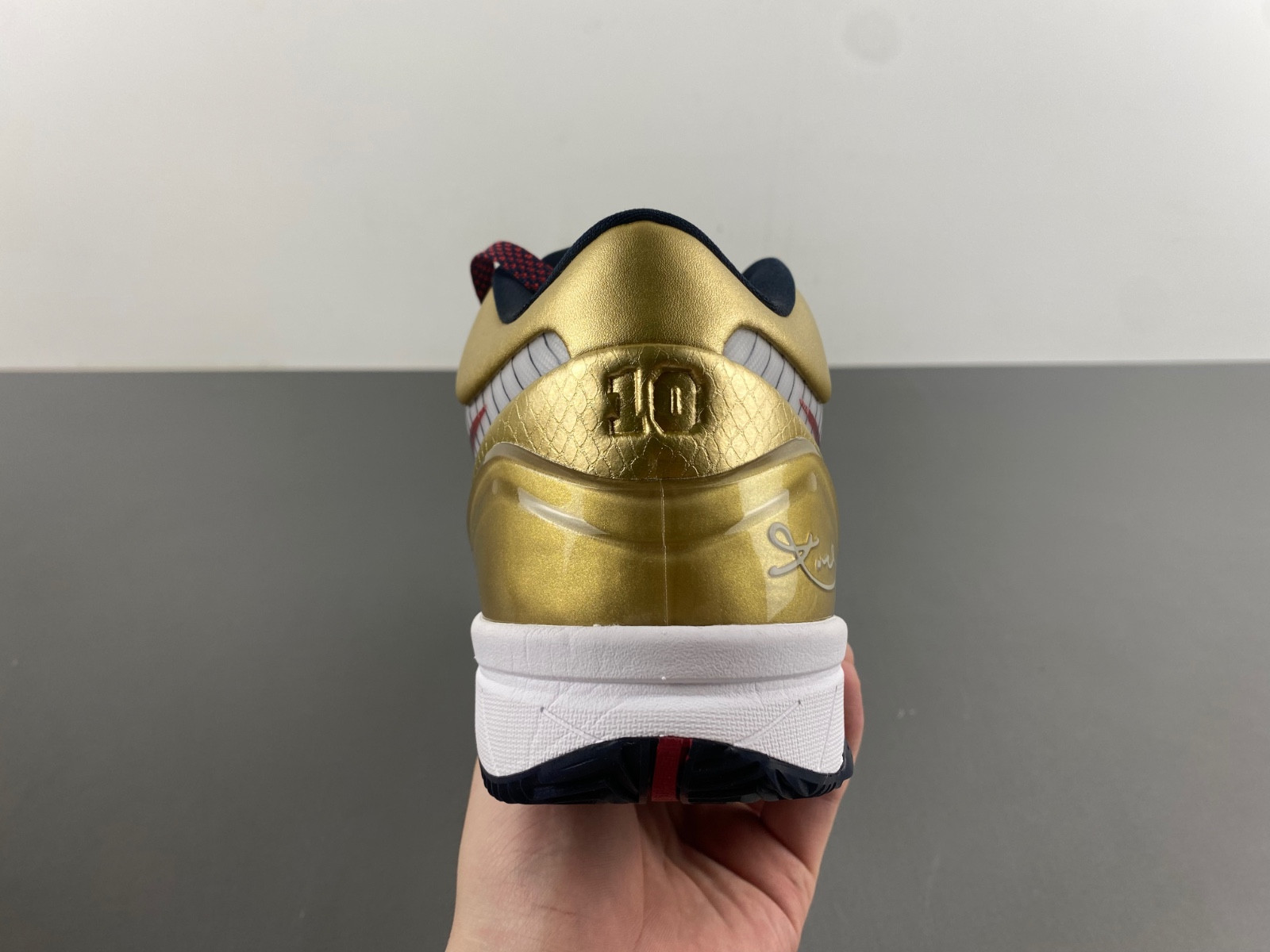 nike kobe 4 protro gold medal fq3544-100