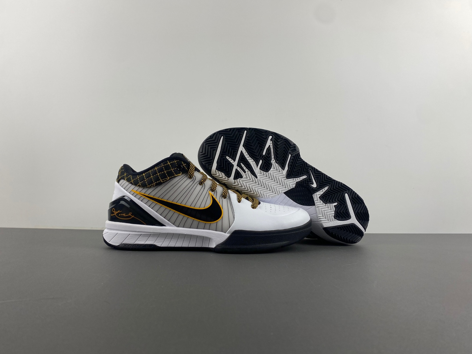nike zoom kobe 4 protro 