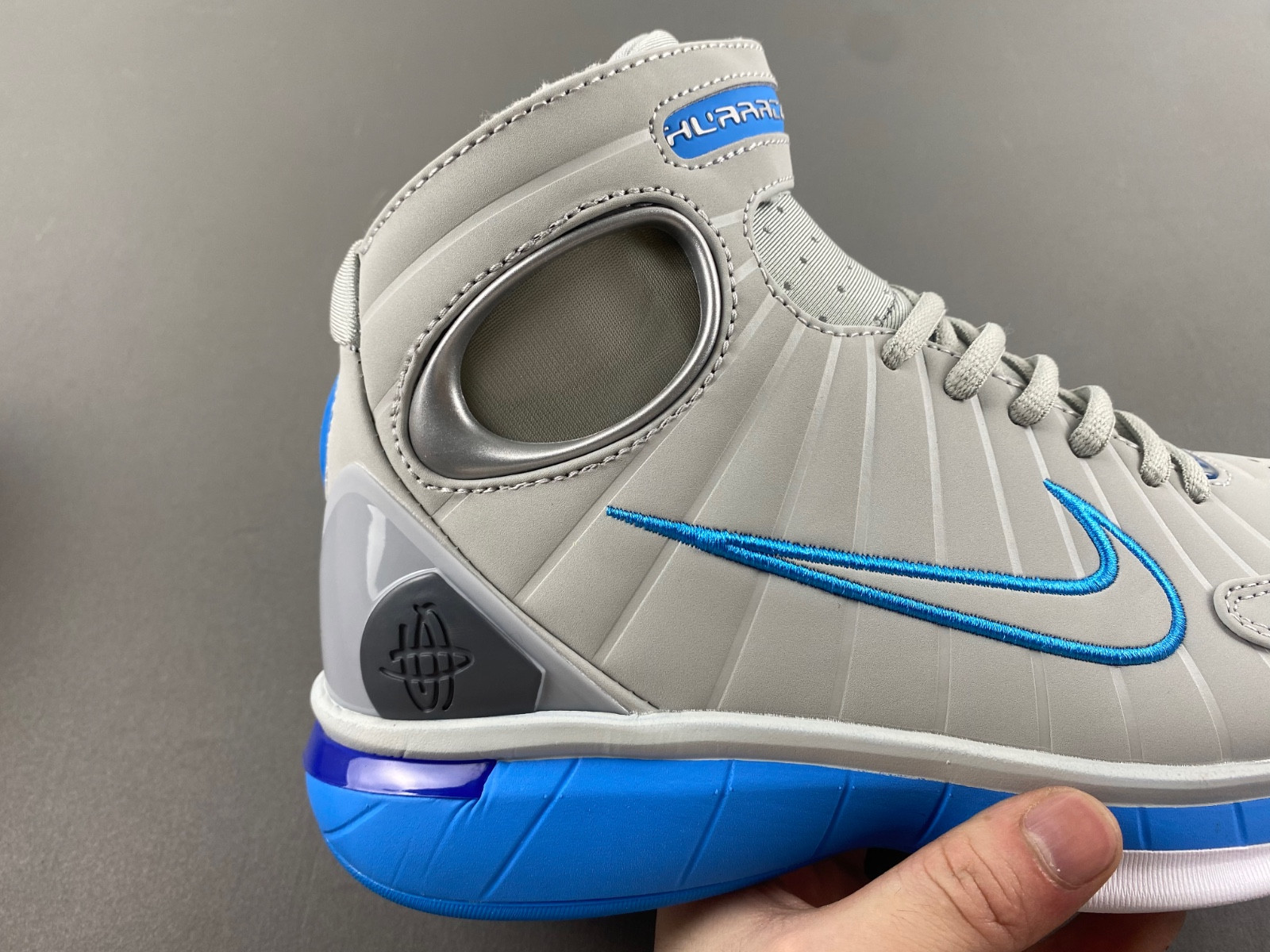 nike air zoom huarache 2k4 wolf grey uni blue men