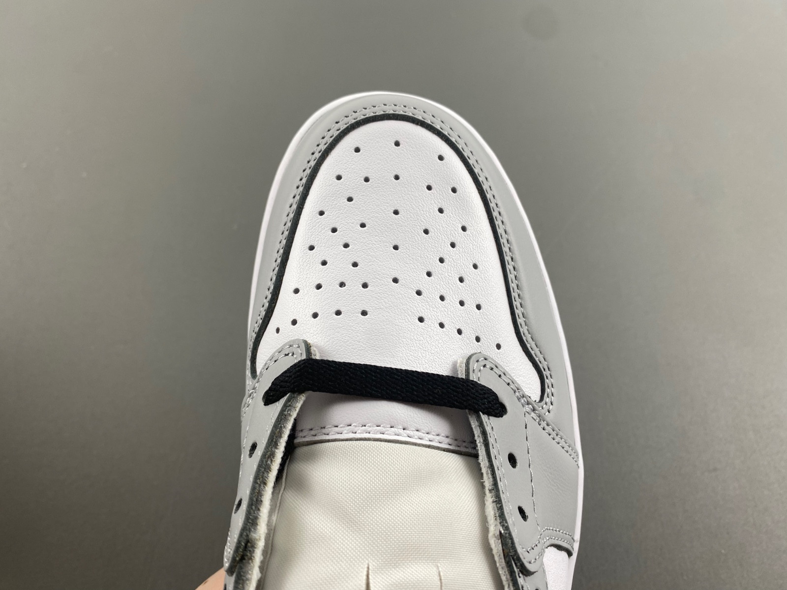 air jordan 1 low og barons cz0790-110