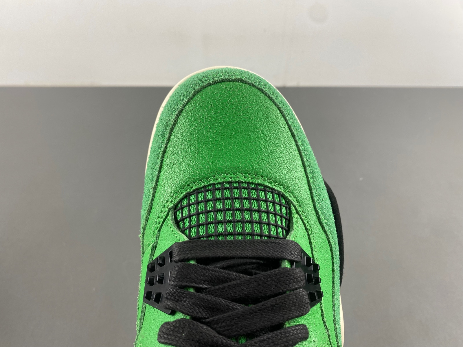 air jordan 4 “manila”