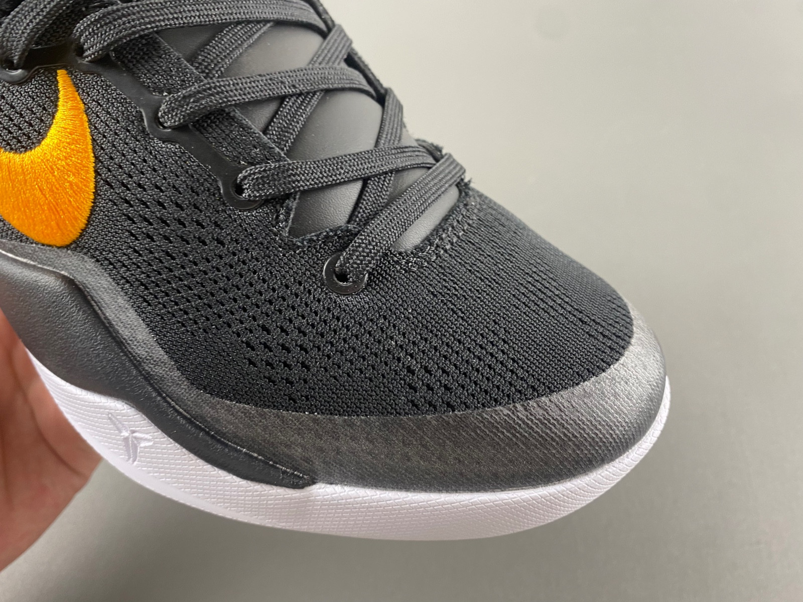 nike kobe 8 protro black university gold hf9550-001