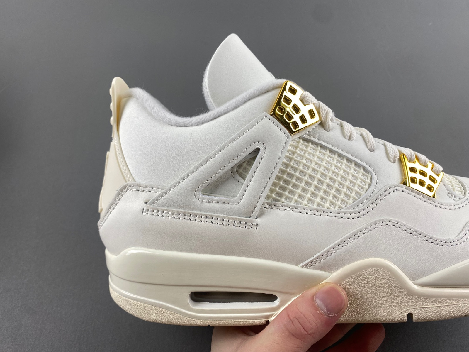 air jordan 4 sail aq9129-170