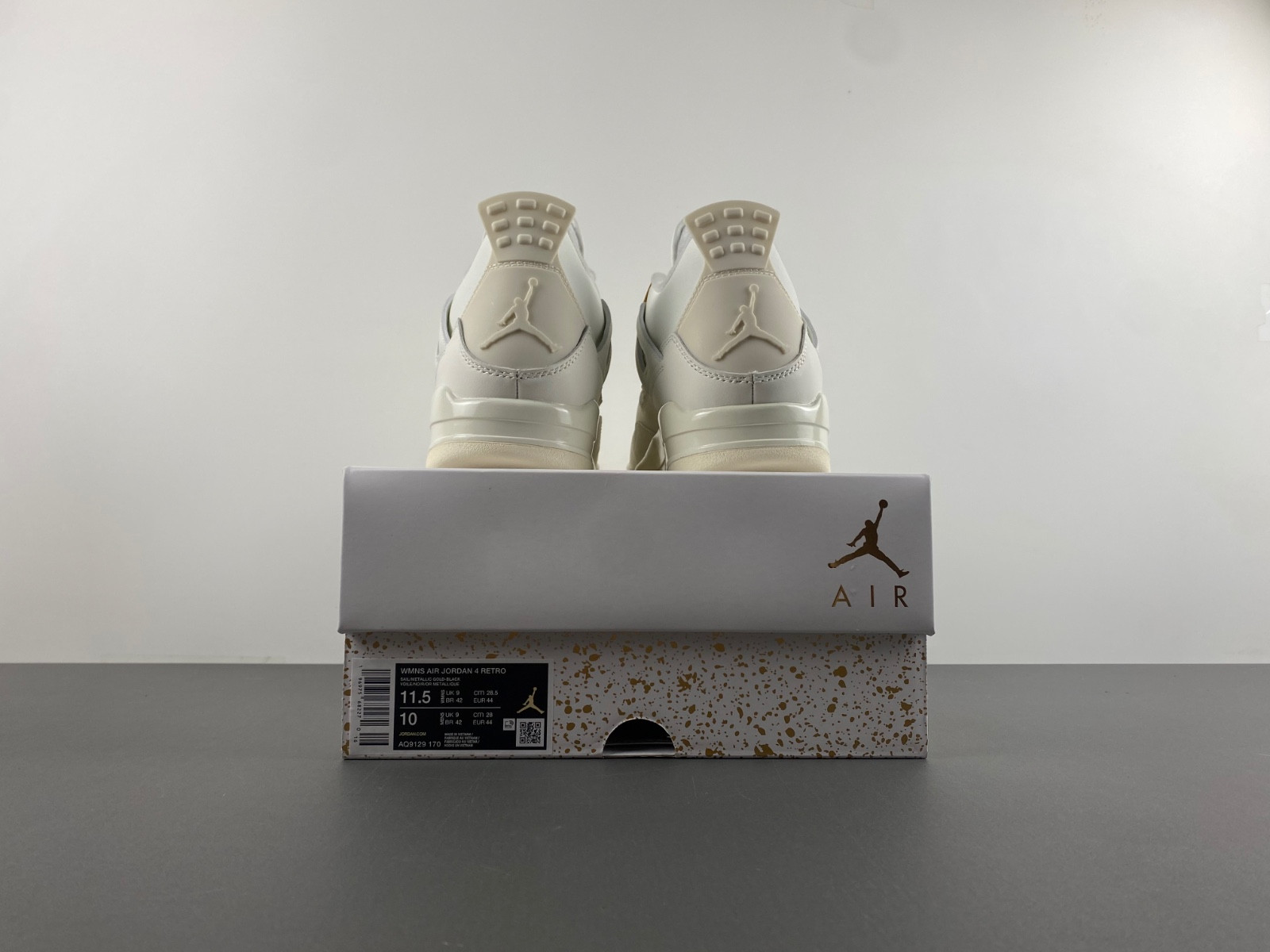 air jordan 4 sail aq9129-170