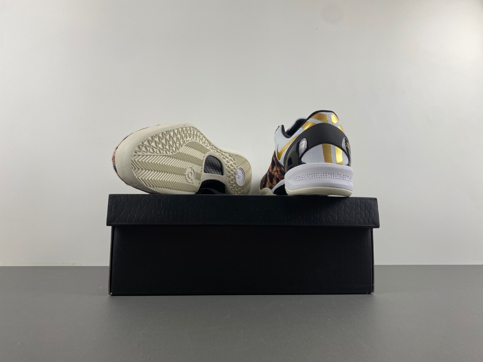 nike kobe 8 protro “leopard” pe fj9364-305