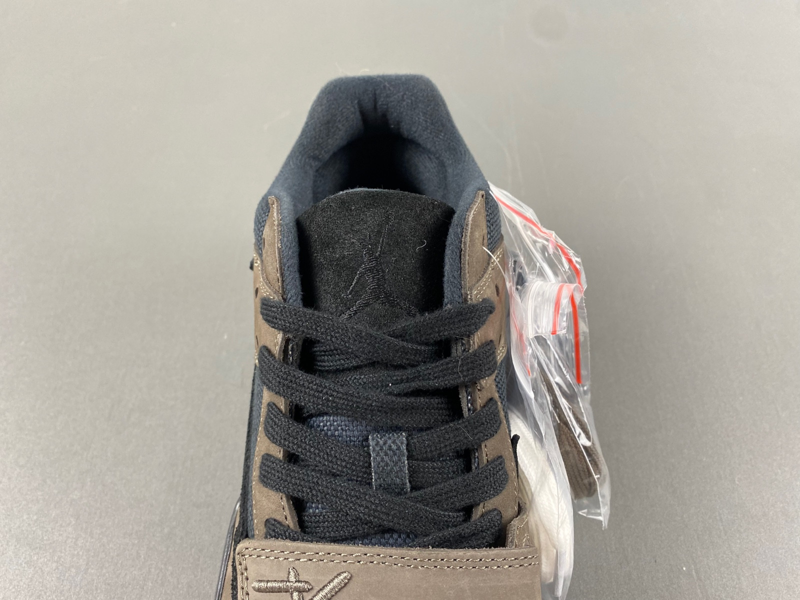 travis scott x jordan jumpman jack tr “dark mocha” fz8117-201