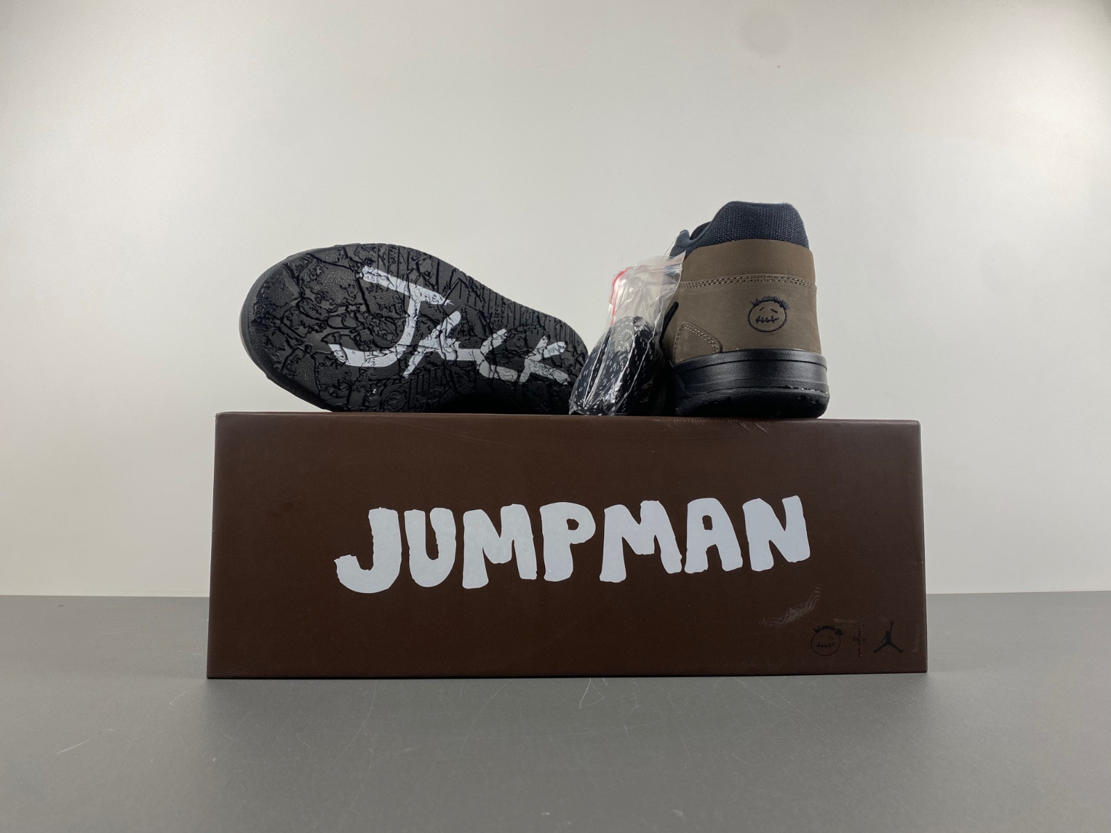 travis scott x jordan jumpman jack tr “dark mocha” fz8117-201