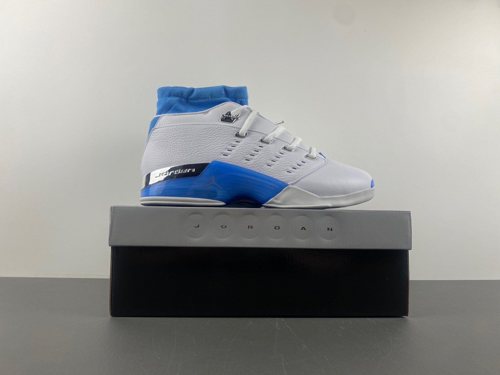 air jordan 17 retro low sp university blue fj0395-101