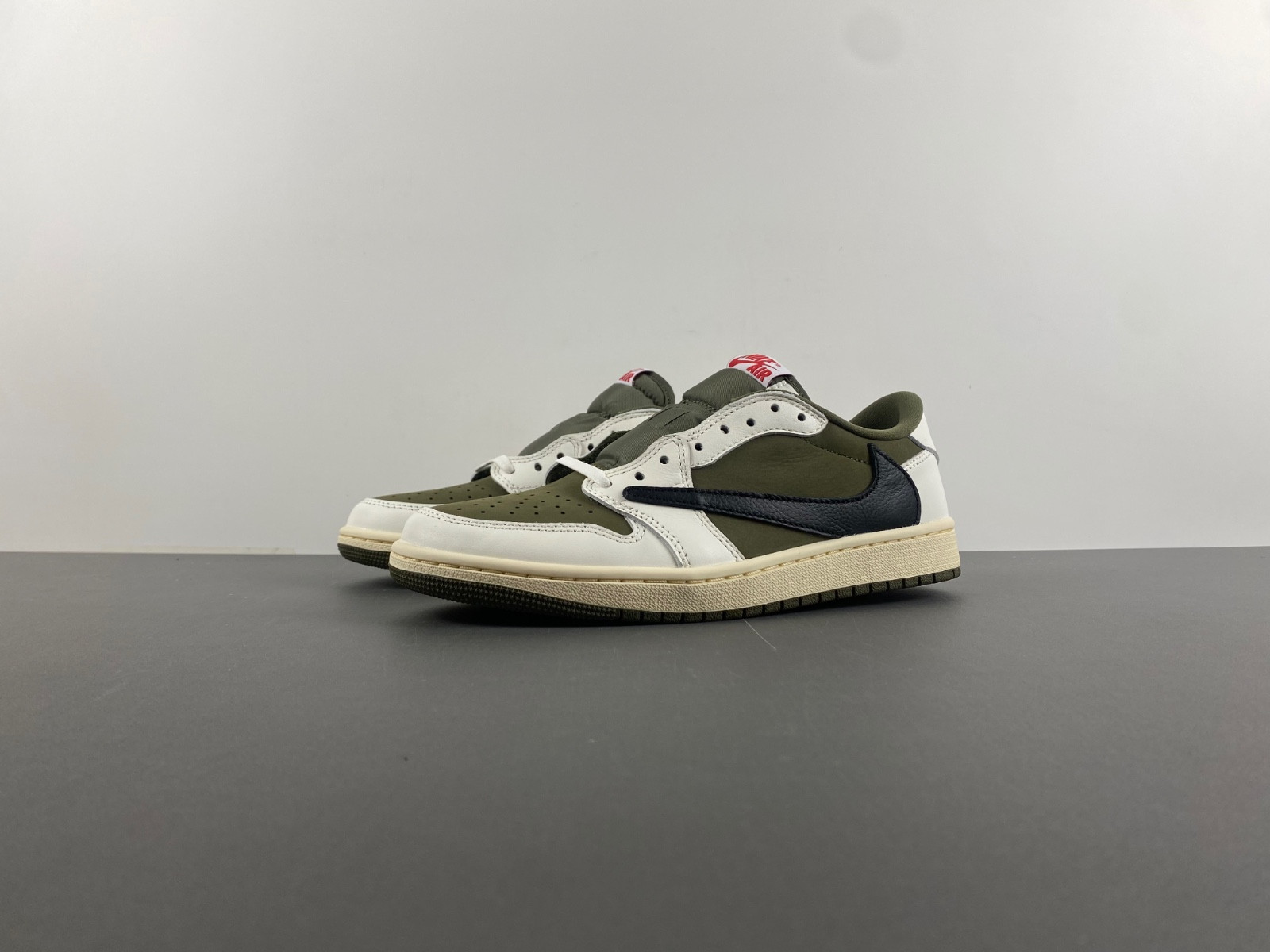 travis scott air jordan 1 low og olive dm7866-200