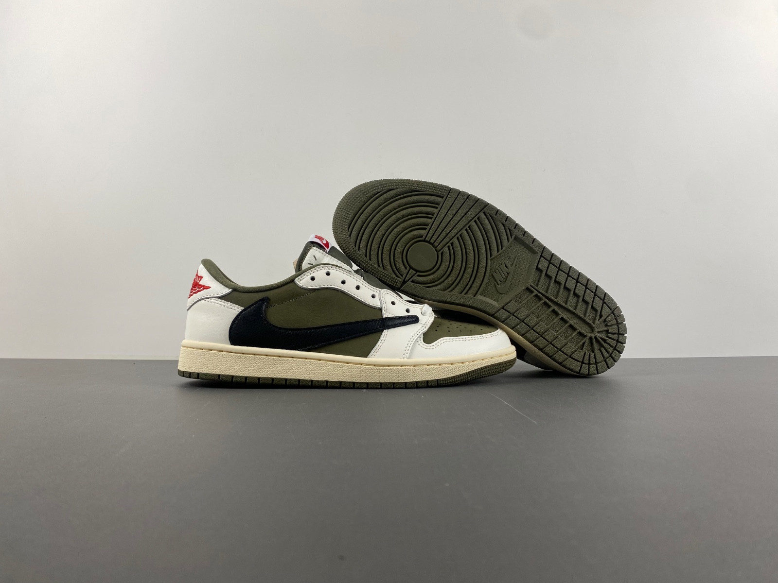 travis scott air jordan 1 low og olive dm7866-200