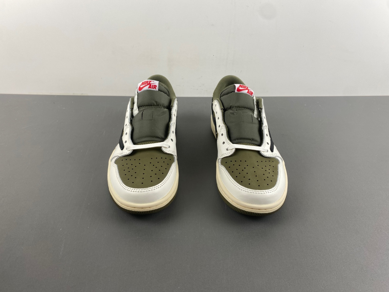 travis scott air jordan 1 low og olive dm7866-200