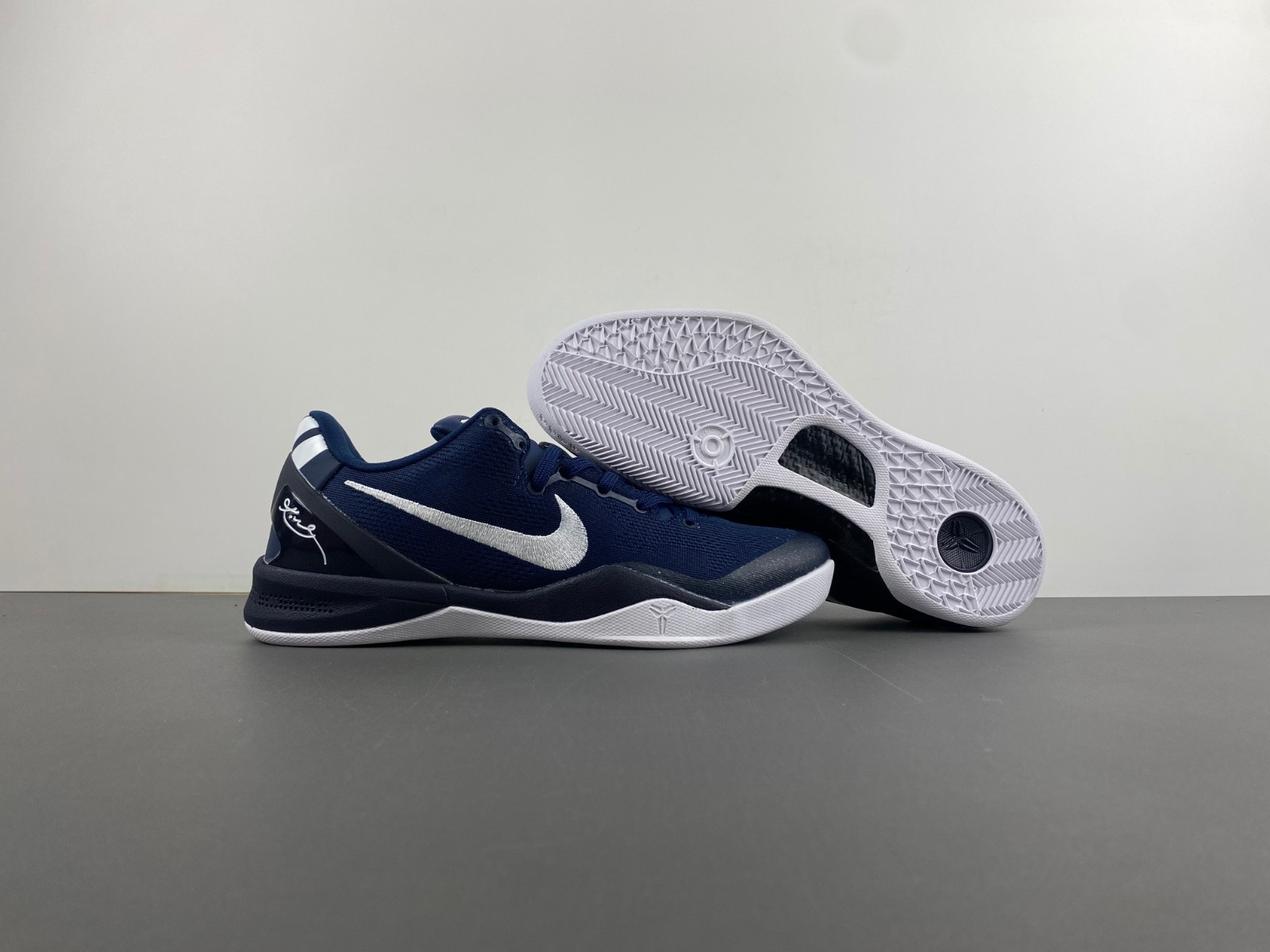 nike kobe 8 protro "college navy" hf9550-400