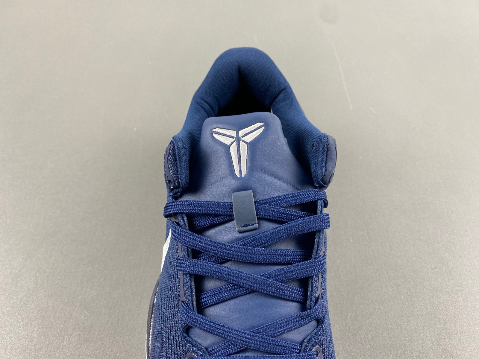 nike kobe 8 protro "college navy" hf9550-400