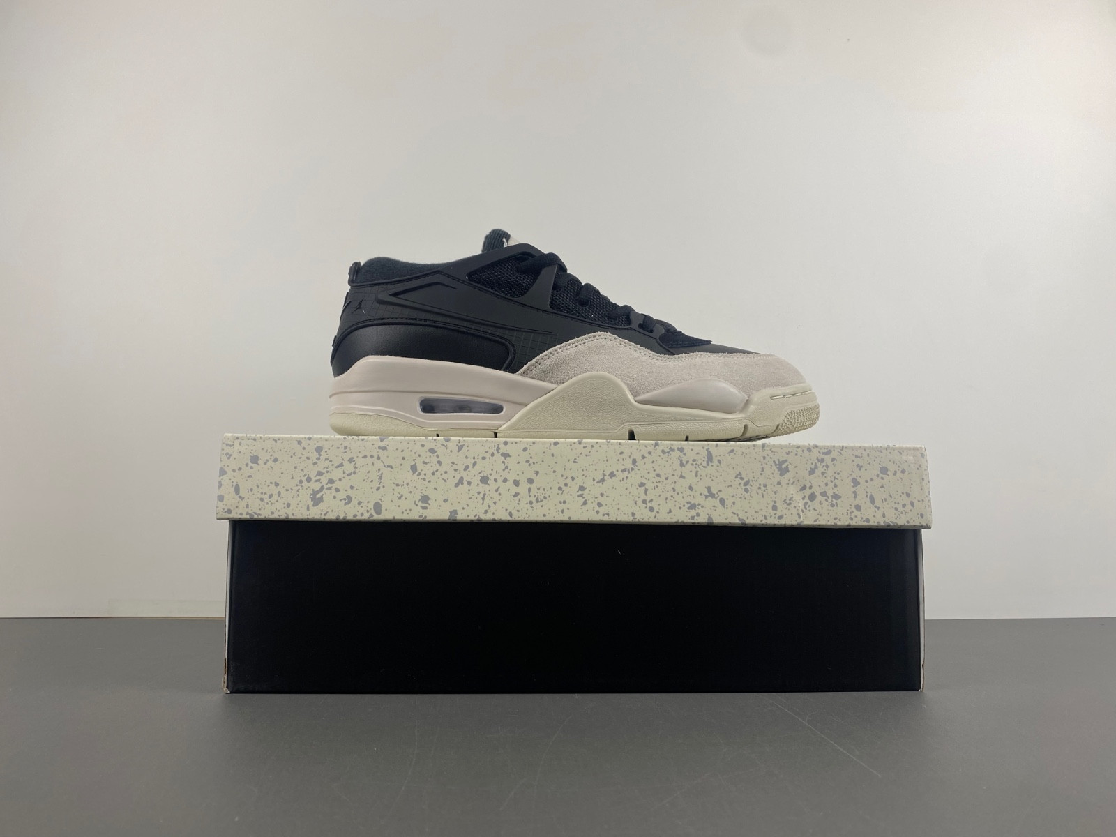 air jordan 4 rm "black/light bone" fq7939-001