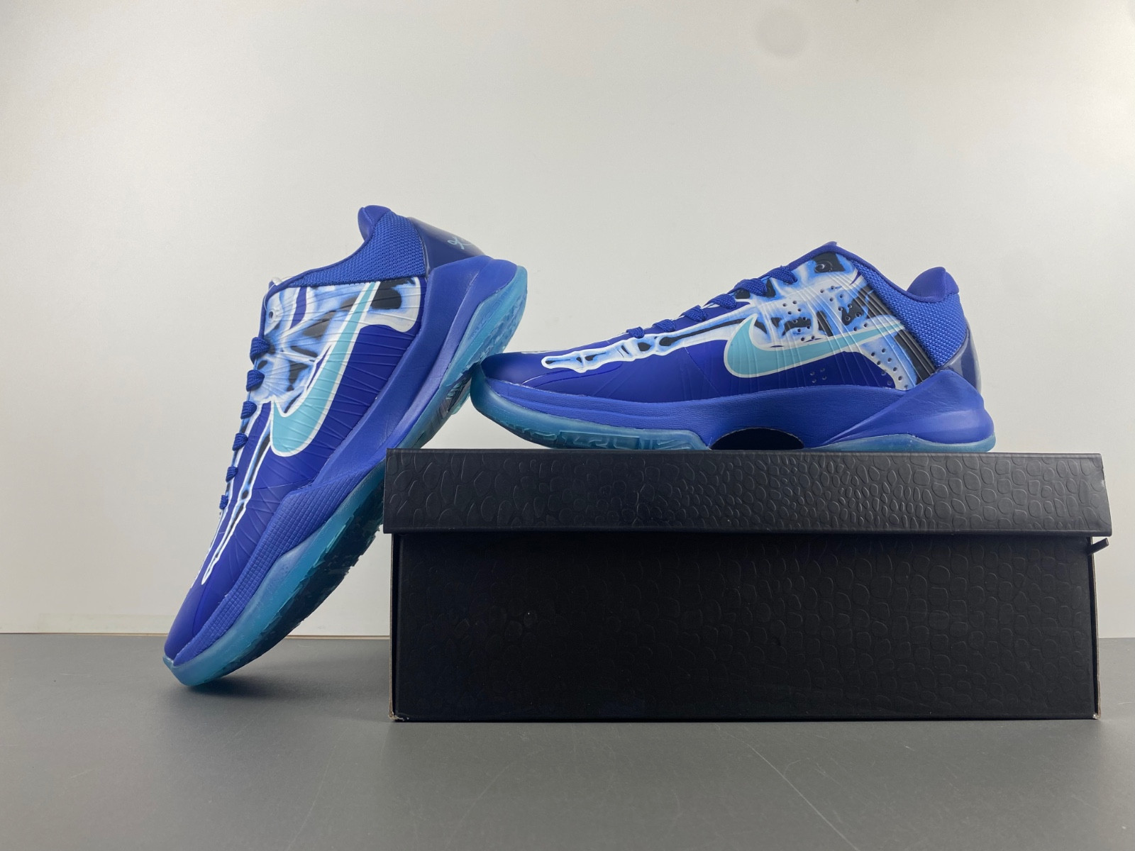 nike kobe 5 protro “x-ray” hj4303-400