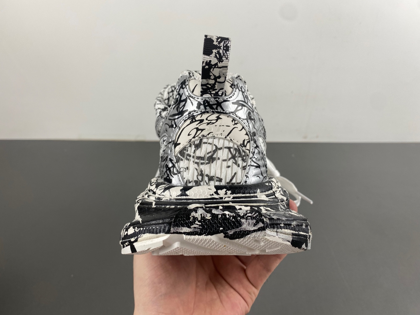 Ba*len*cia*ga 3xl extreme graffiti sneaker in white/black