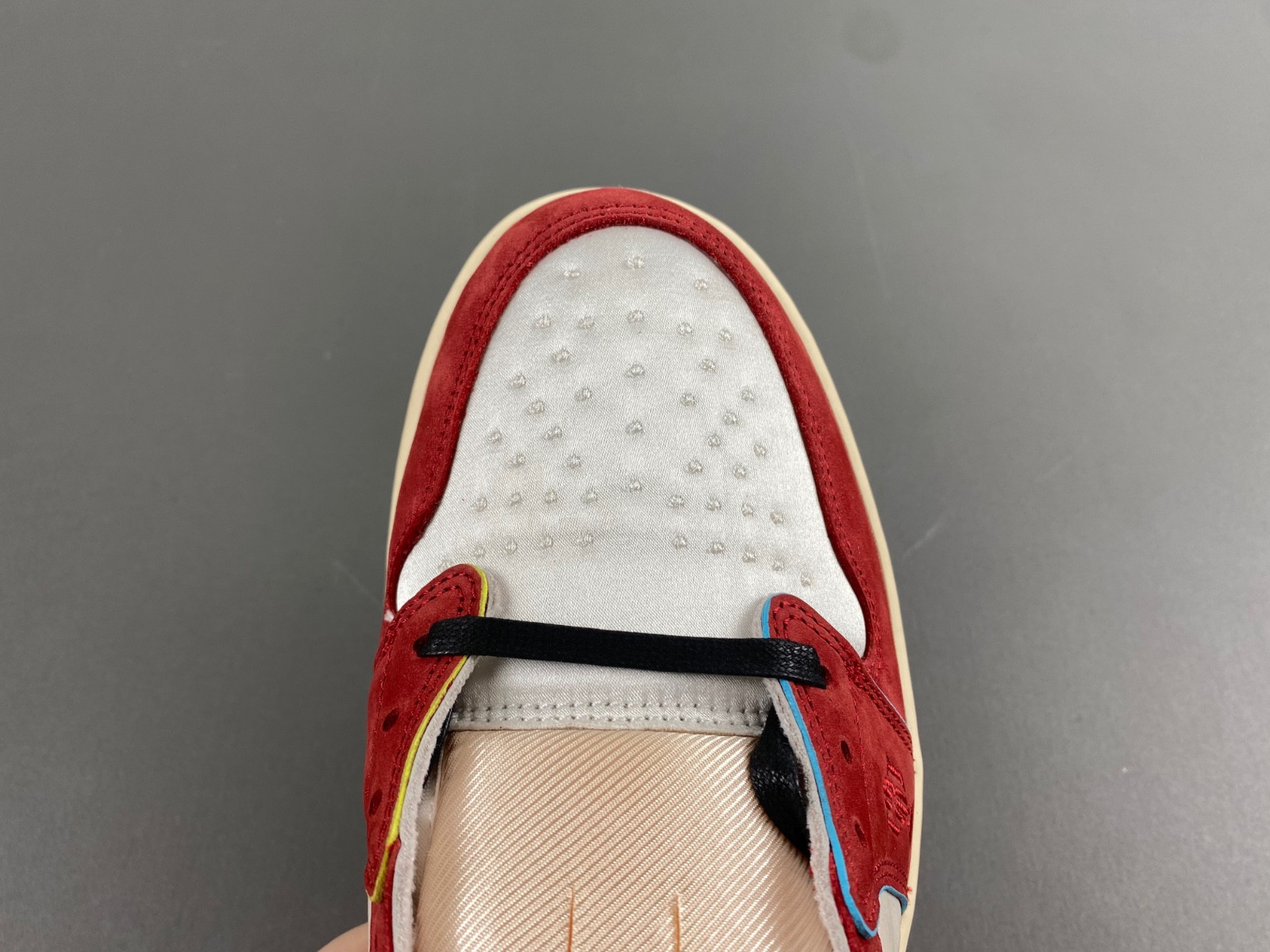 trophy room x air jordan 1 low og home hv6157-100