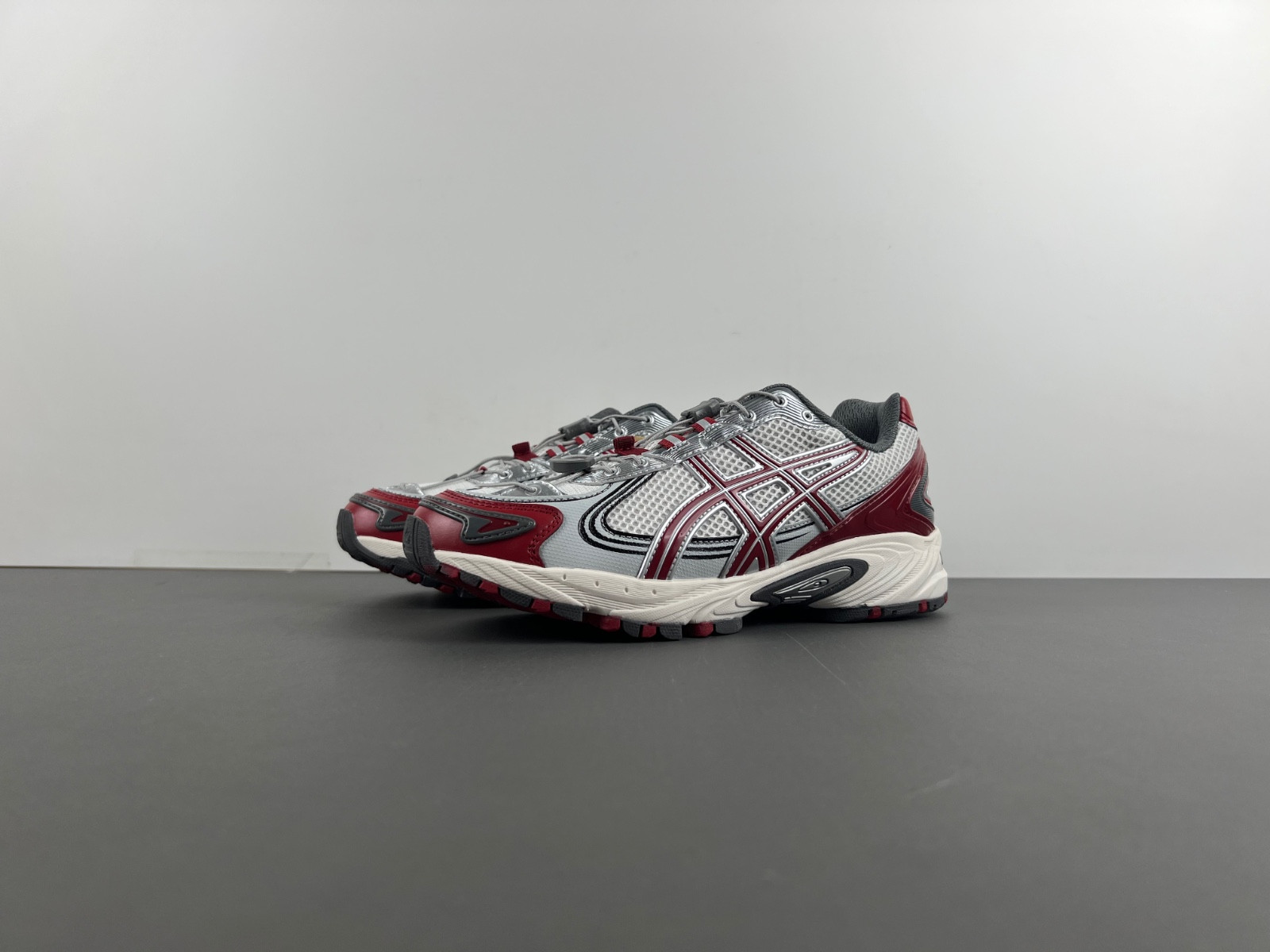 As*ic*s gel-kahana tr v4 ''red silver'' 1203a585-100