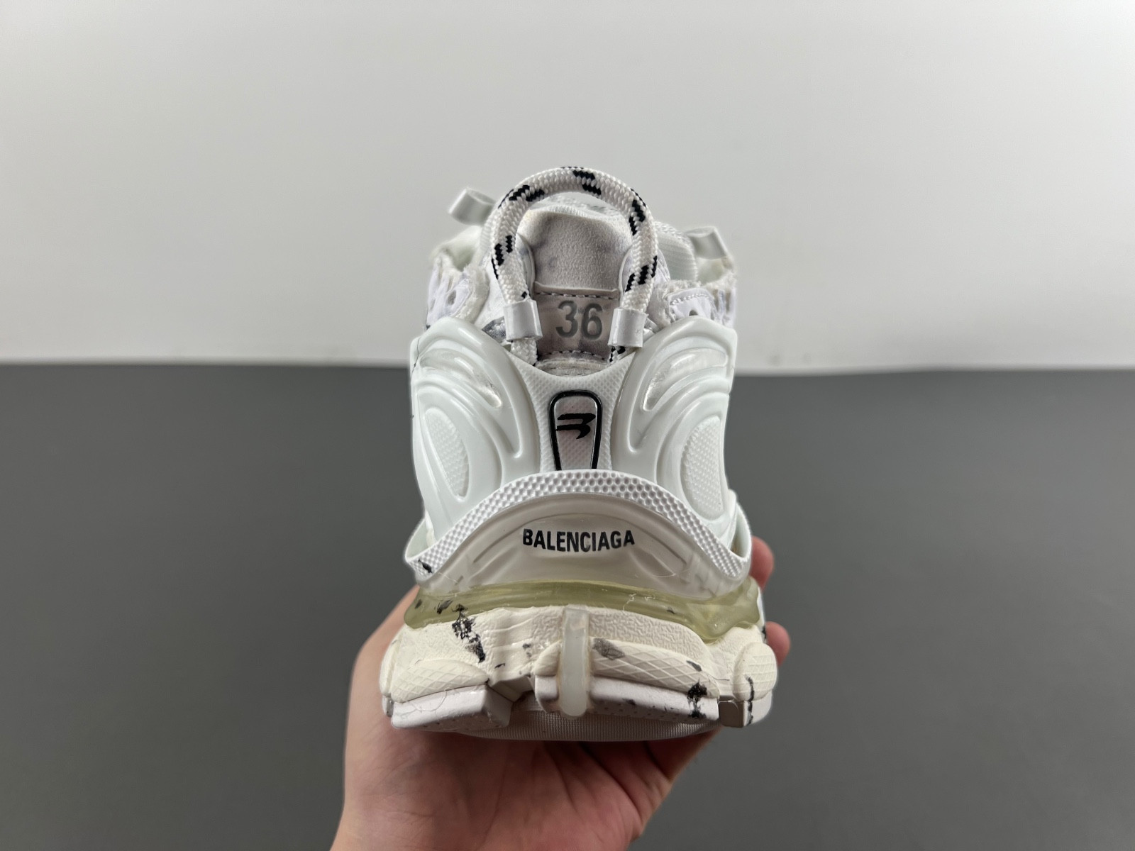 Ba*len*cia*ga runner graffiti sneaker in white/blue