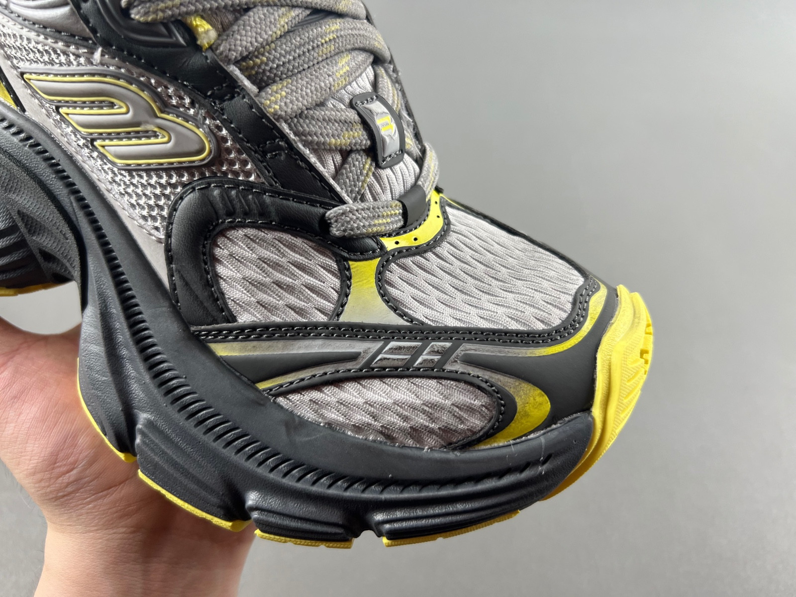 Ba*len*cia*ga 10xl sneaker in grey/yellow