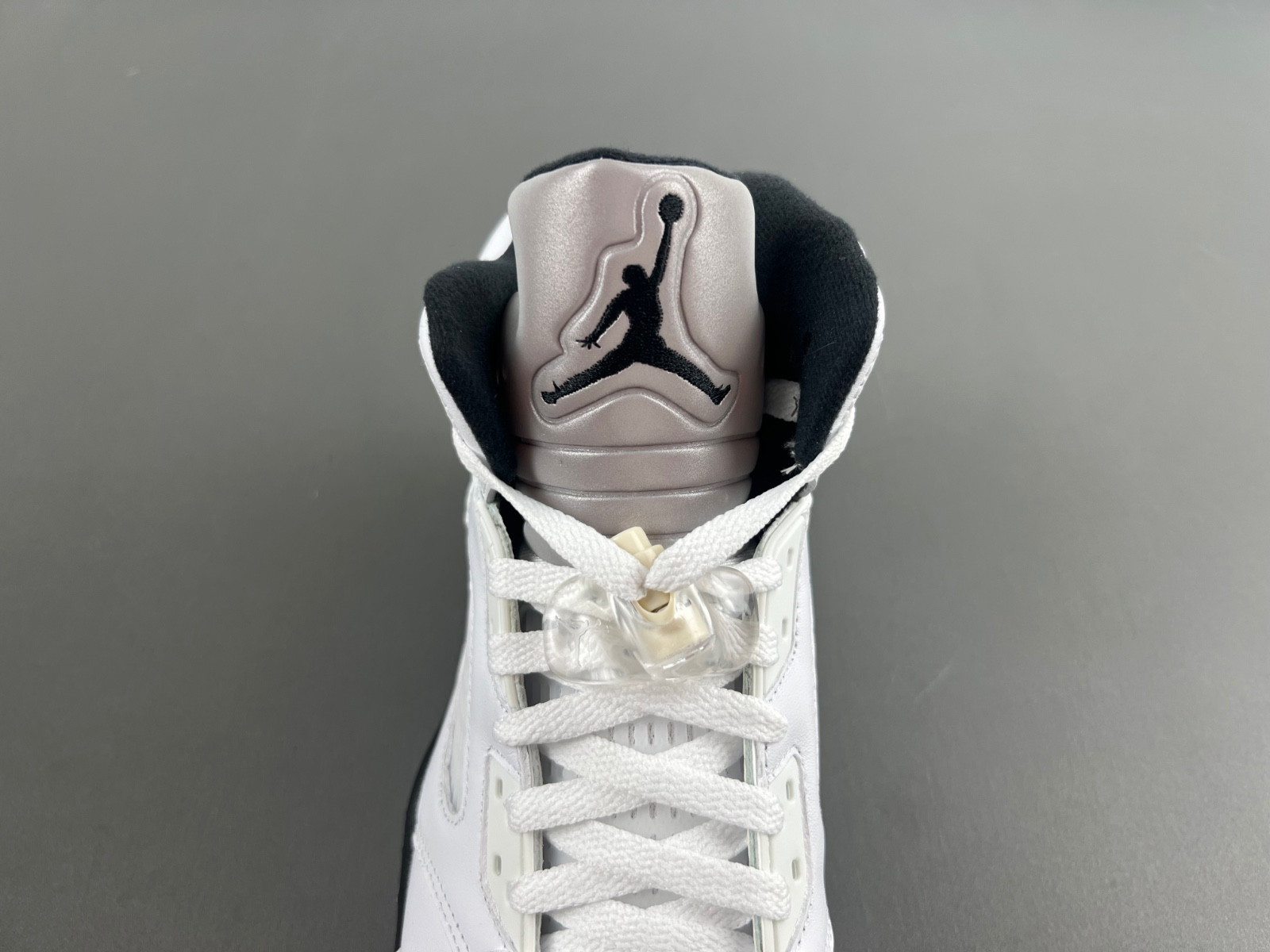 air jordan 5 white black dd0587-110