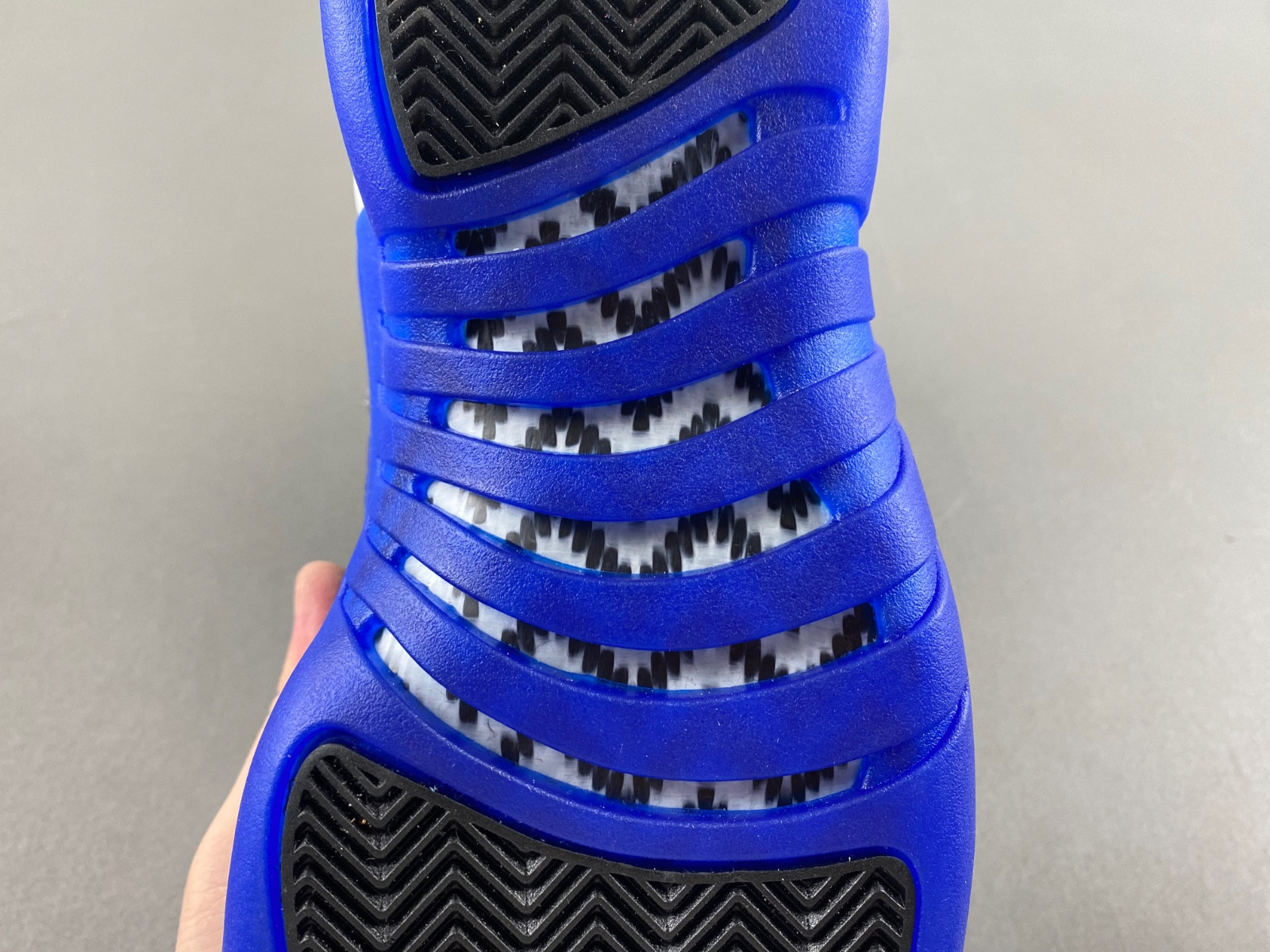 air jordan 12 "blueberry" 2024 ct8013-140