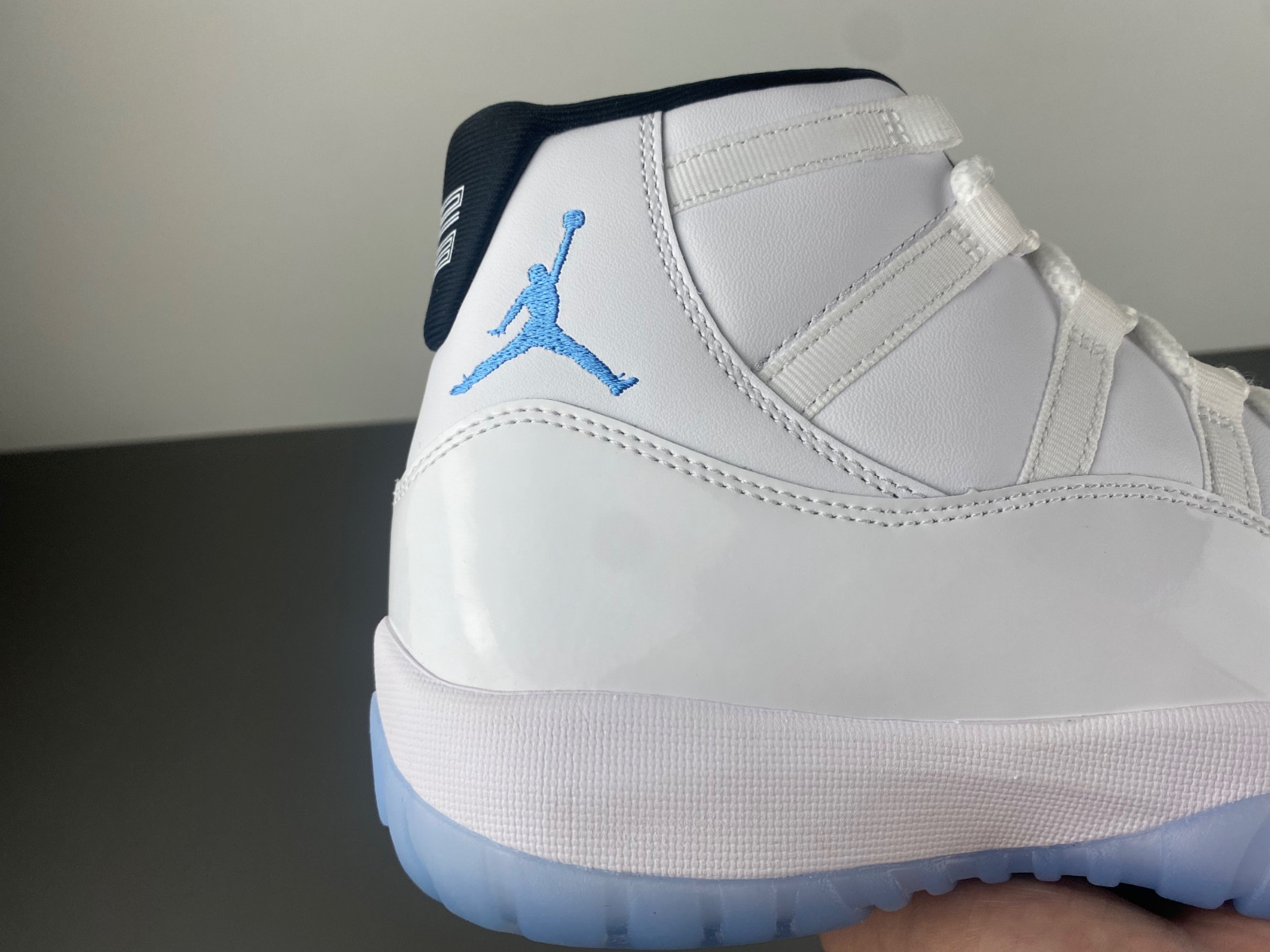 air jordan 11 legend blue (columbia) 2024 ct8012-104