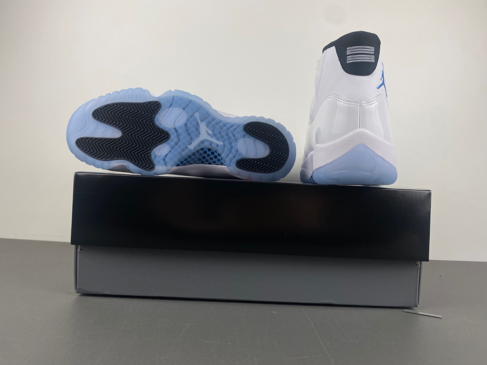 air jordan 11 legend blue (columbia) 2024 ct8012-104