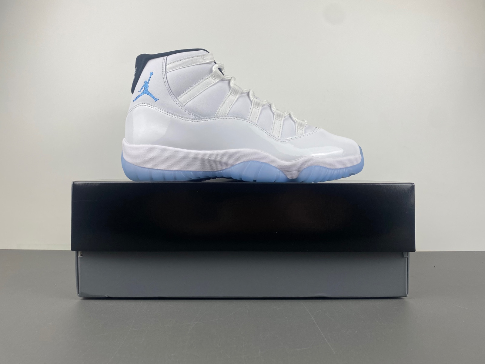 air jordan 11 legend blue (columbia) 2024 ct8012-104