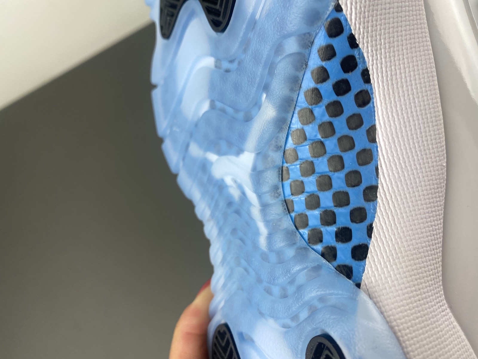 air jordan 11 legend blue (columbia) 2024 ct8012-104