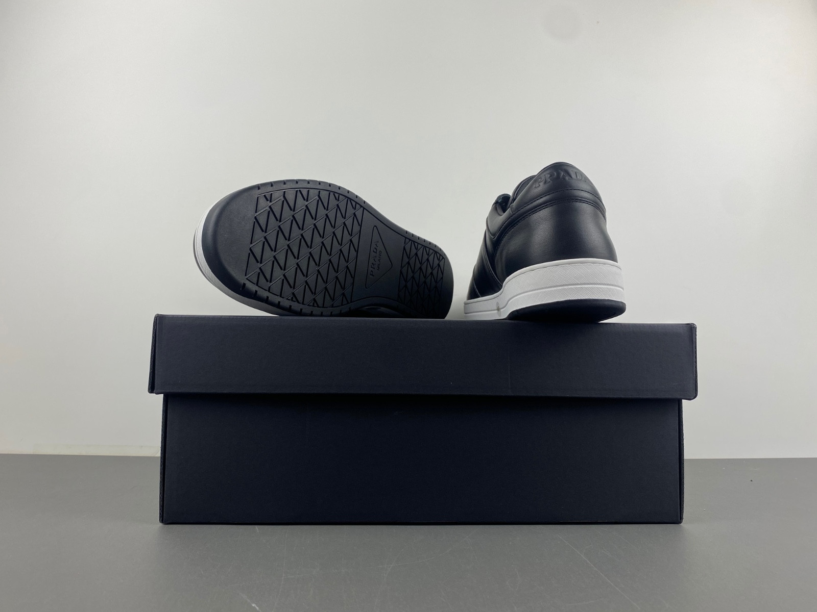 pra downtown leather sneakers