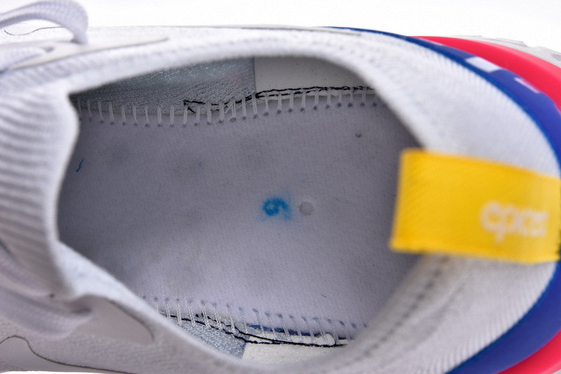 nike epic react flyknit white racer blue pink blast aq0067-101