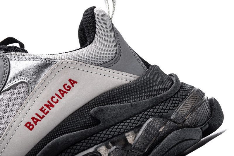 Ba*len*cia*ga triple s sliver