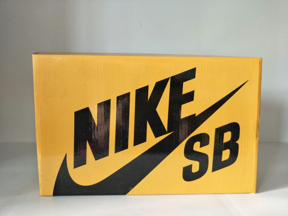 nike dunk sb low what the dunk 318403-141