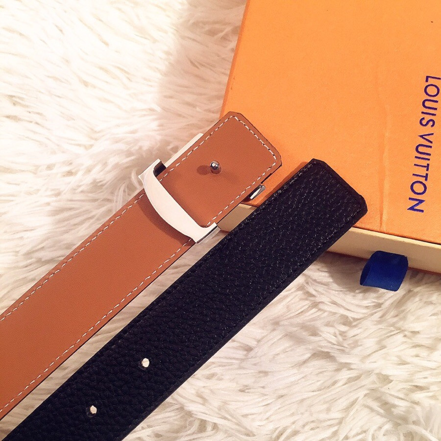 l**is V*t*n lv initiales 30mm belt m9521w