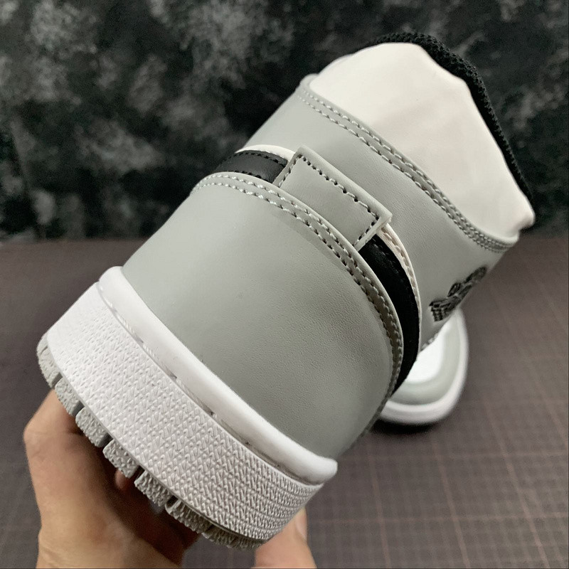 air jordan 1 mid "light smoke grey" 554724-092