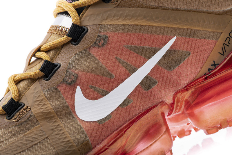 nike air vapormax 2019 club gold ember glow ar6631-701