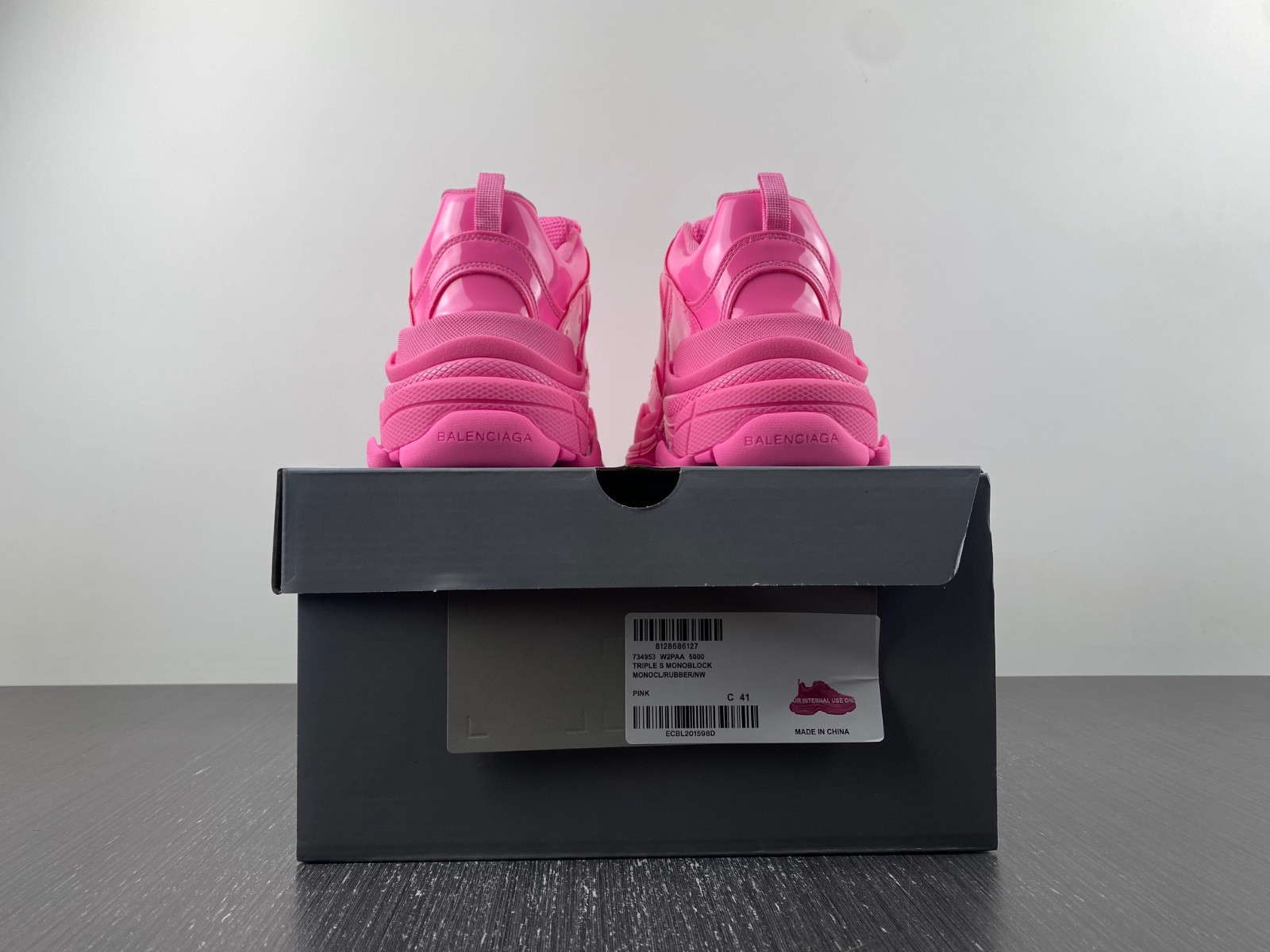 Ba*len*cia*ga triple s