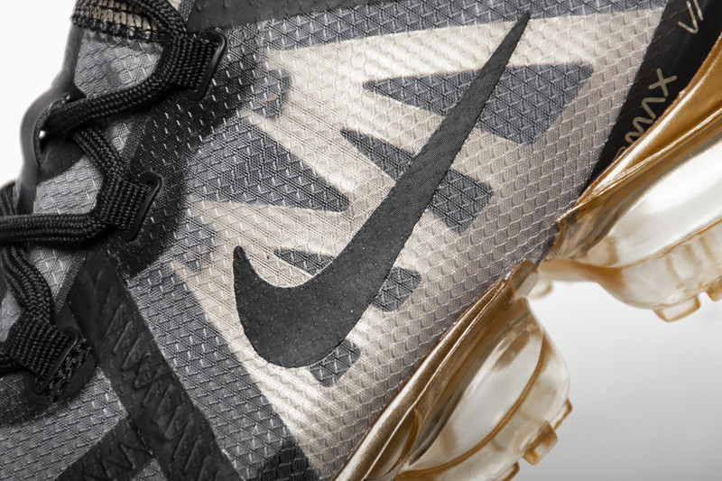 air vapormax 2019 black metallic gold ar6631-002